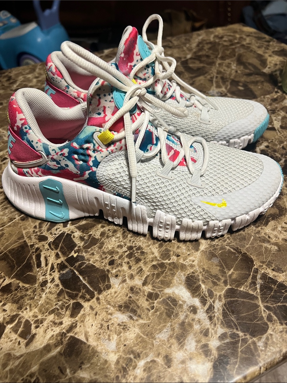Nike Free Metcon 4 White Graffiti Graphics